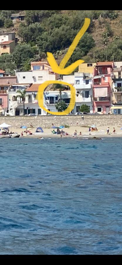 Вілла Casa Nicole Fronte Mare Джардіні-Наксос Екстер'єр фото